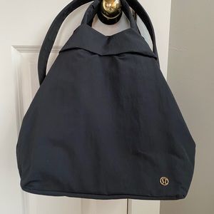 Lululemon On My Level Bag